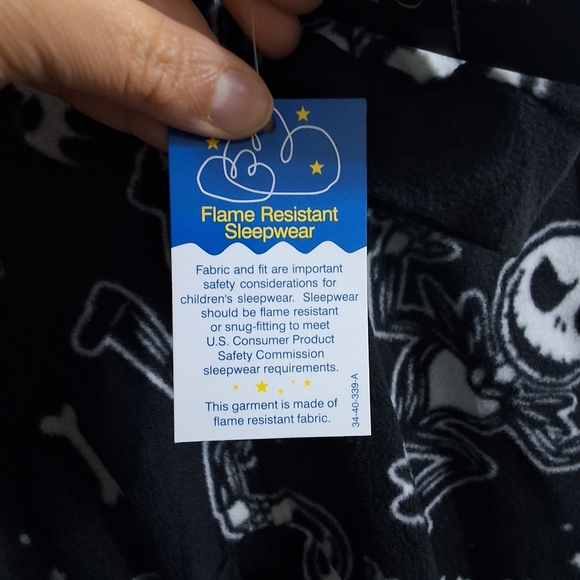 Disney The Nightmare Before Christmas Boys Onesie Pajama, Size 6/7, NWT - Picture 4 of 5